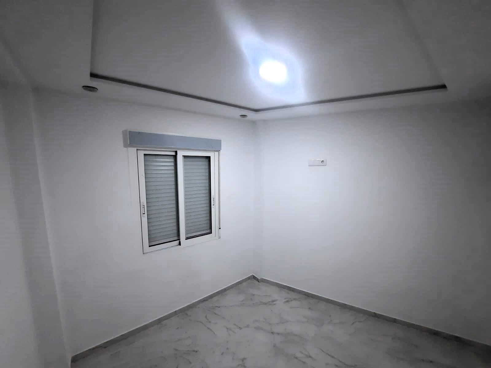 Imagen 17 Apartamento en venta en Santa Pola / Piso céntrico junto al castillo y estación