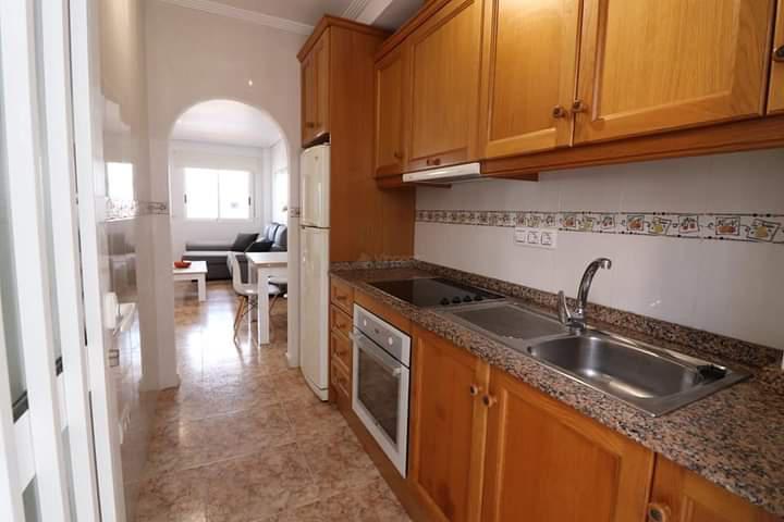 Imagen 7 Apartamento en venta en Orihuela / Punta prima, zona residencial próxima a la costa.