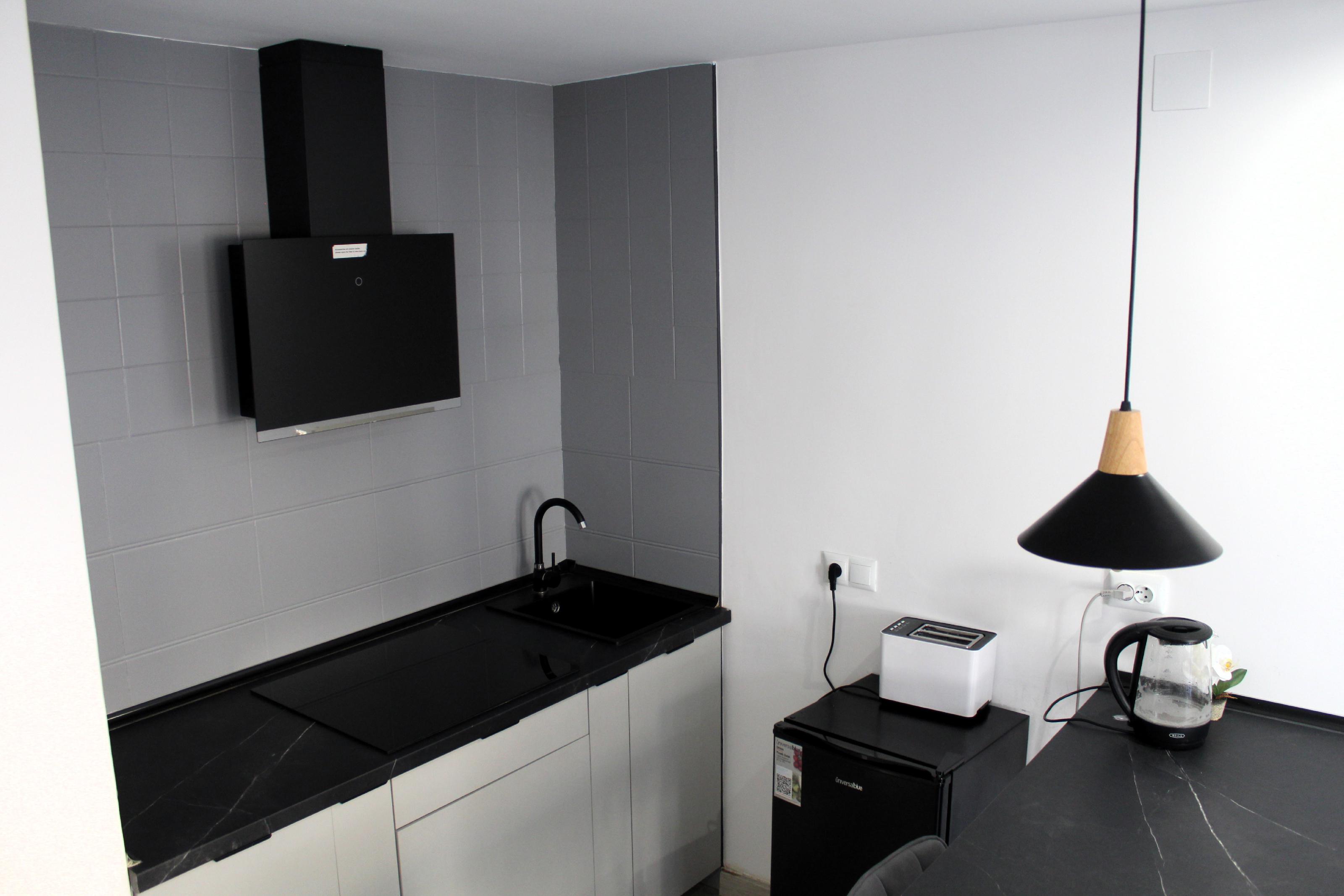 Imagen 6 Apto. Playa en venta en Torrevieja / Apartamento a pie de playa en zona de los locos.