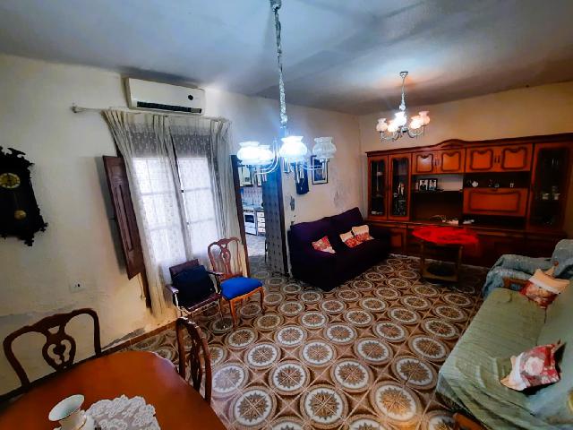 Imagen 5 Inmueble 299958 - Casa Aislada en venta en Orihuela / Vivienda amplia junto al entorno de la pedrera.