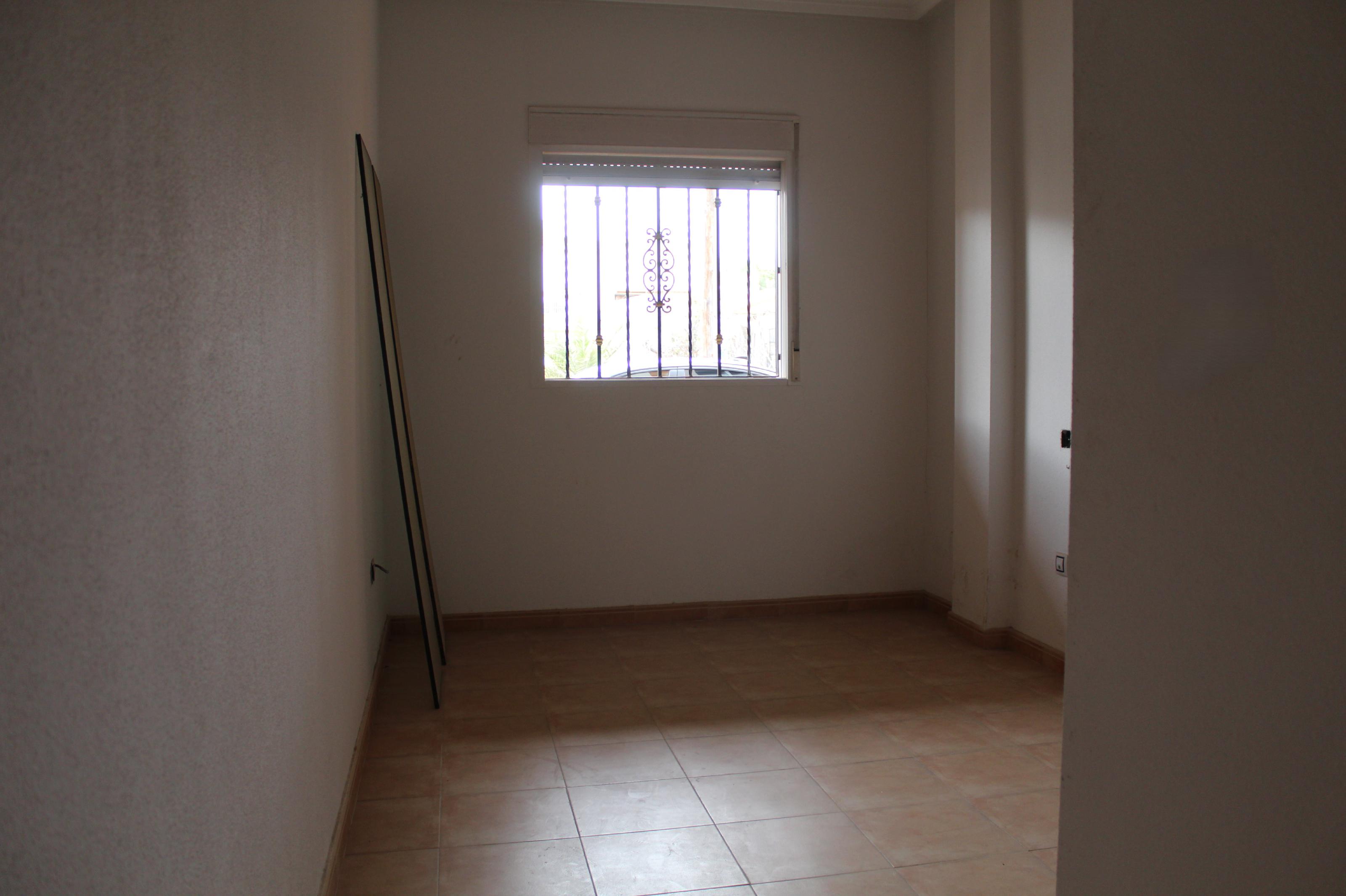 Imagen 12 Casa Adosada en venta en Orihuela / Bungalow bajo con piscina en zona tranquila  la murada.