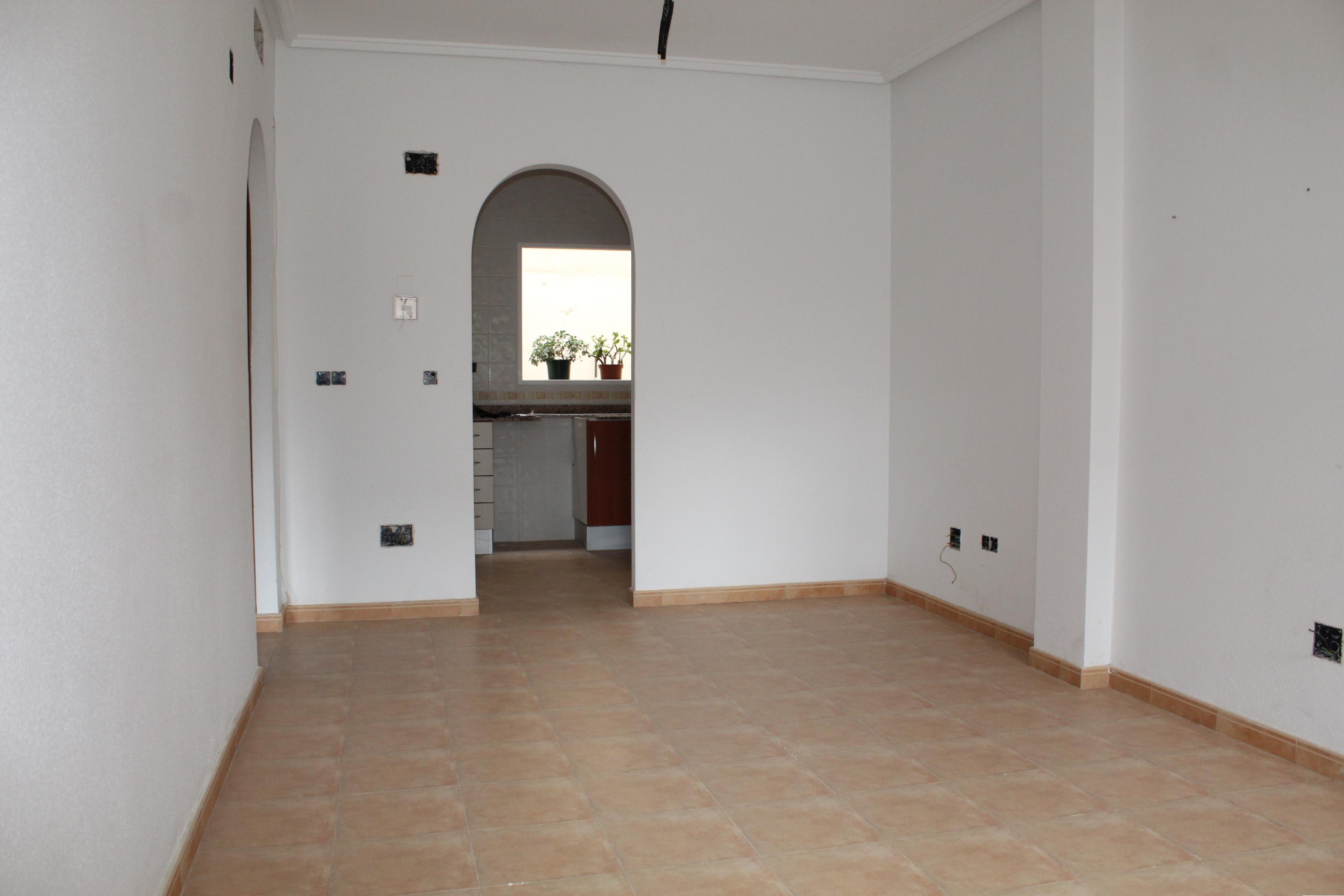 Imagen 4 Casa Adosada en venta en Orihuela / Bungalow bajo con piscina en zona tranquila  la murada.