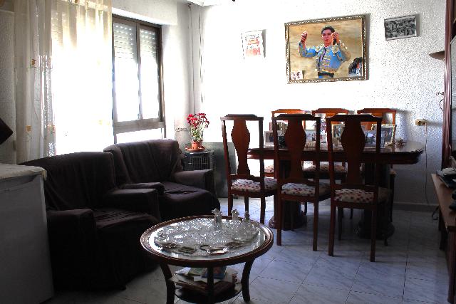 Imagen 5 Inmueble 300143 - Apartamento en venta en Guardamar Del Segura / Cerca de la playa y servicios en calle mayor.