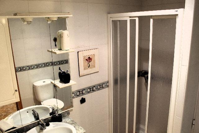 Imagen 15 Inmueble 300739 - Apto. Playa en venta en Guardamar Del Segura / A menos de 50m de playa centro