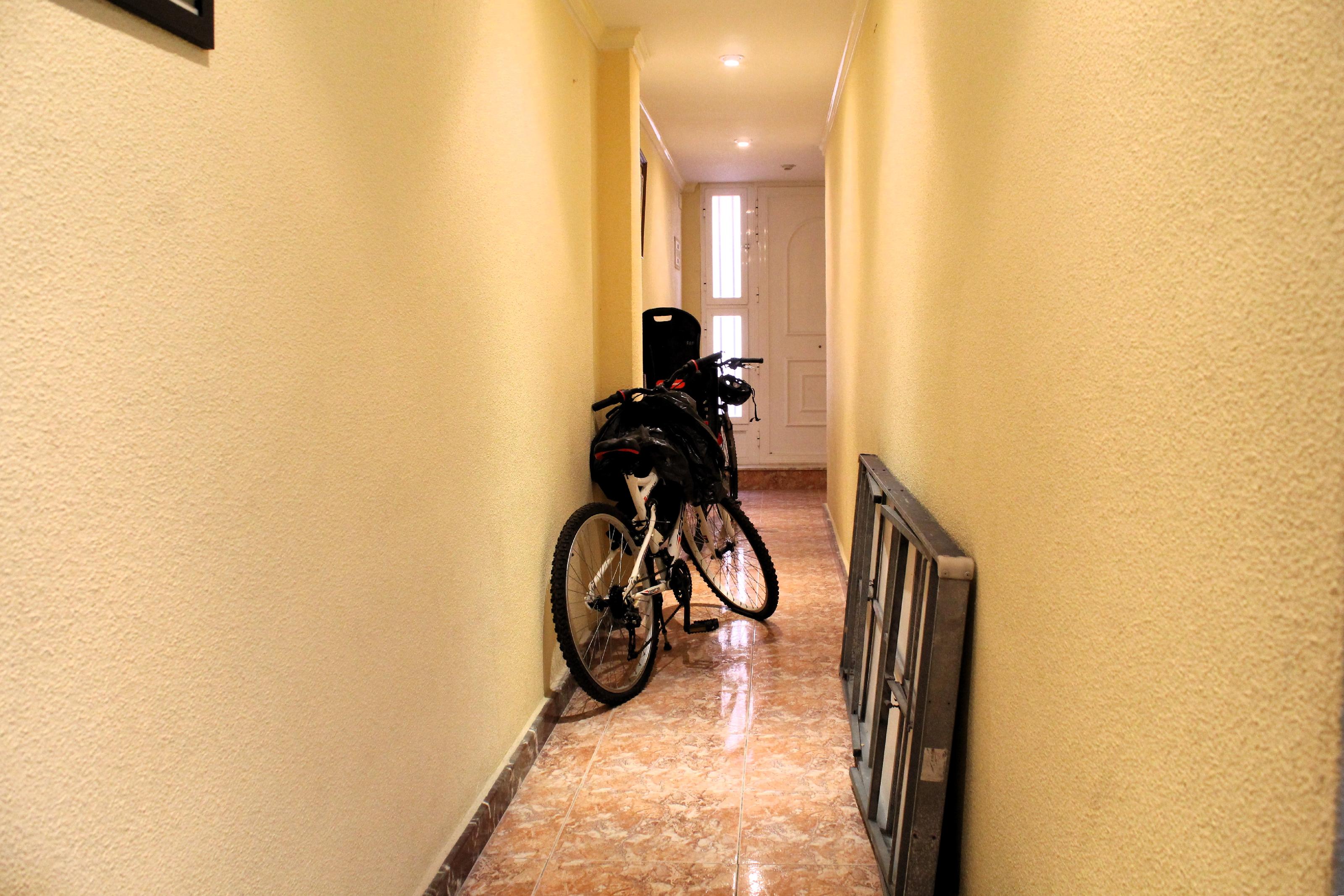 Imagen 20 Apto. Playa en venta en Guardamar Del Segura / A menos de 50m de playa centro