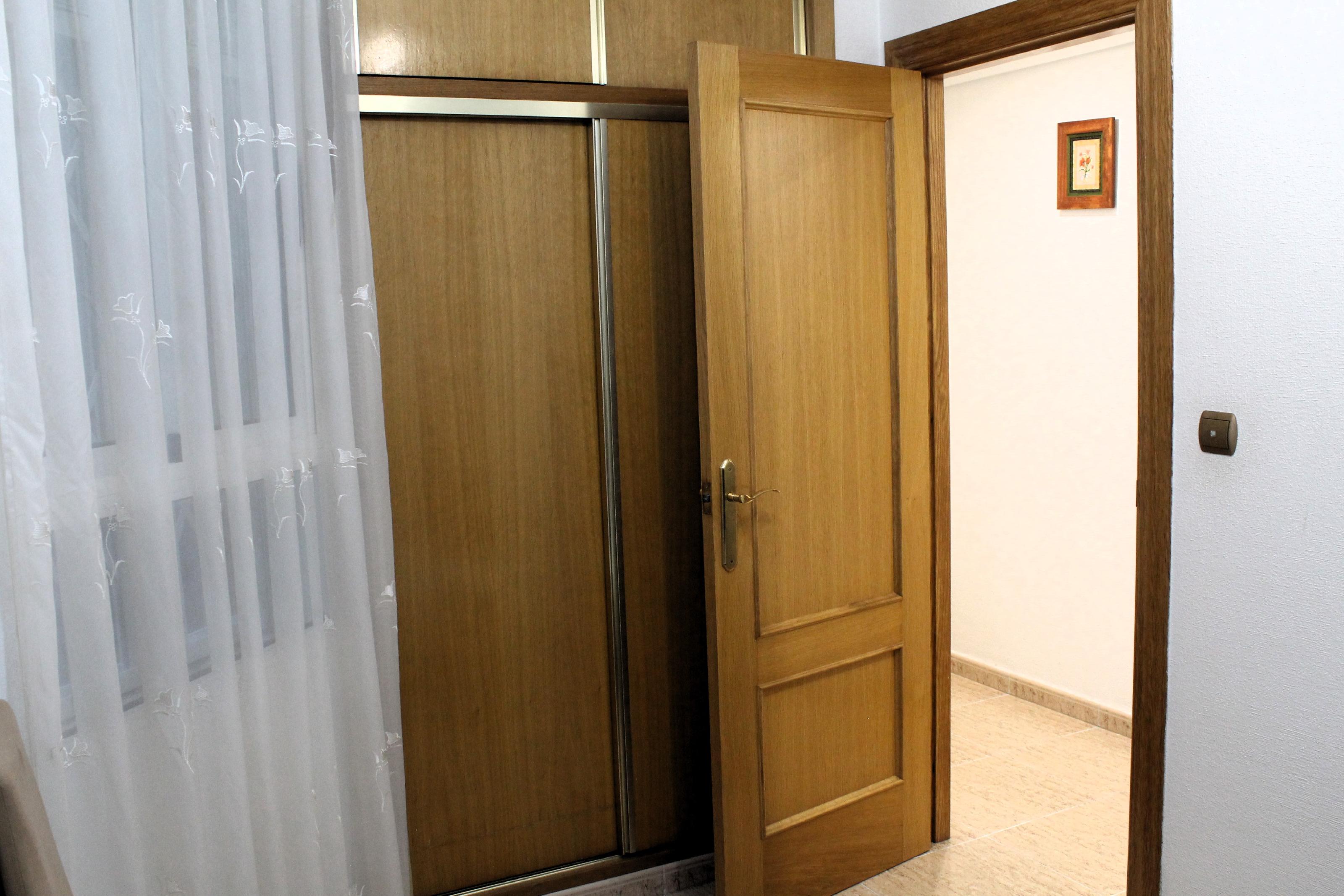 Imagen 18 Apartamento en venta en Torrevieja / Ramon Gallud, en el corazón de Torrevieja