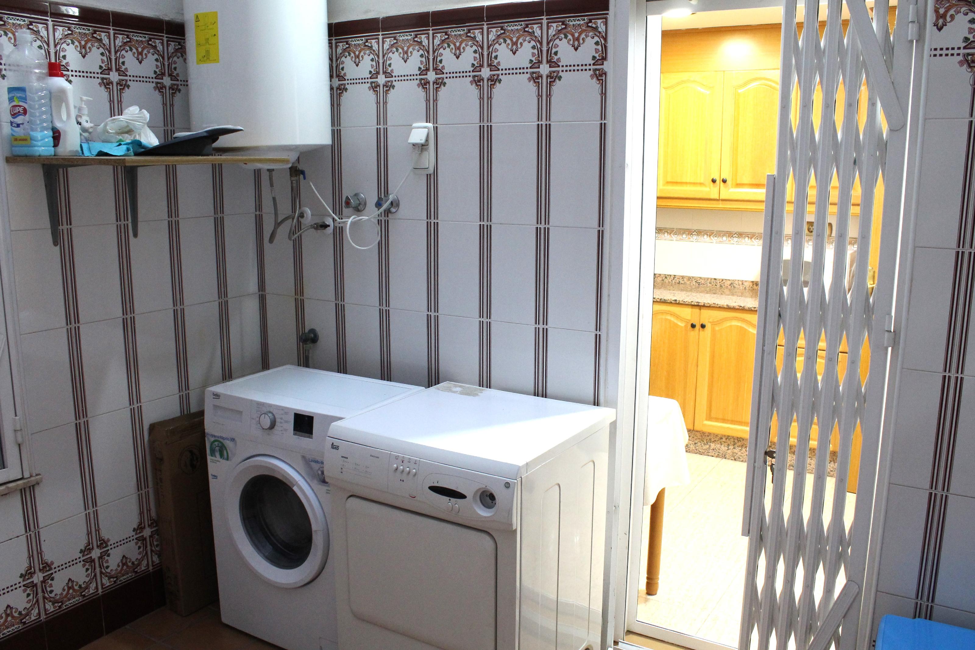 Imagen 23 Apartamento en venta en Torrevieja / Ramon Gallud, en el corazón de Torrevieja