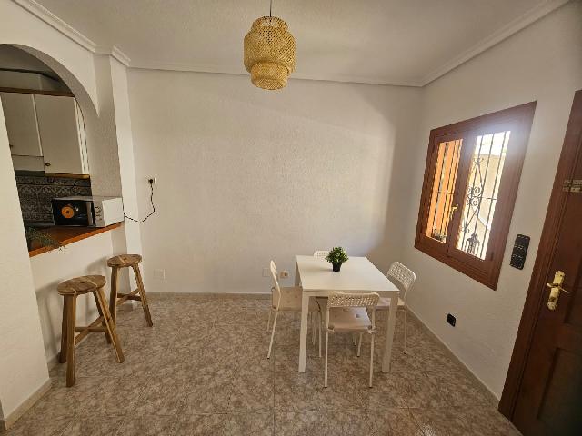Imagen 11 Inmueble 302696 - Casa Adosada en venta en Orihuela / Playa flamenca, junto a la zenia boulevard y servicios.