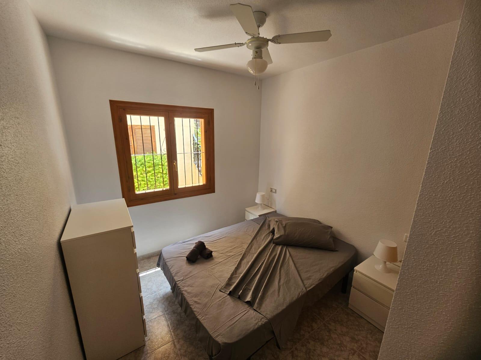 Imagen 15 Casa Adosada en venta en Orihuela / Playa flamenca, junto a la zenia boulevard y servicios.