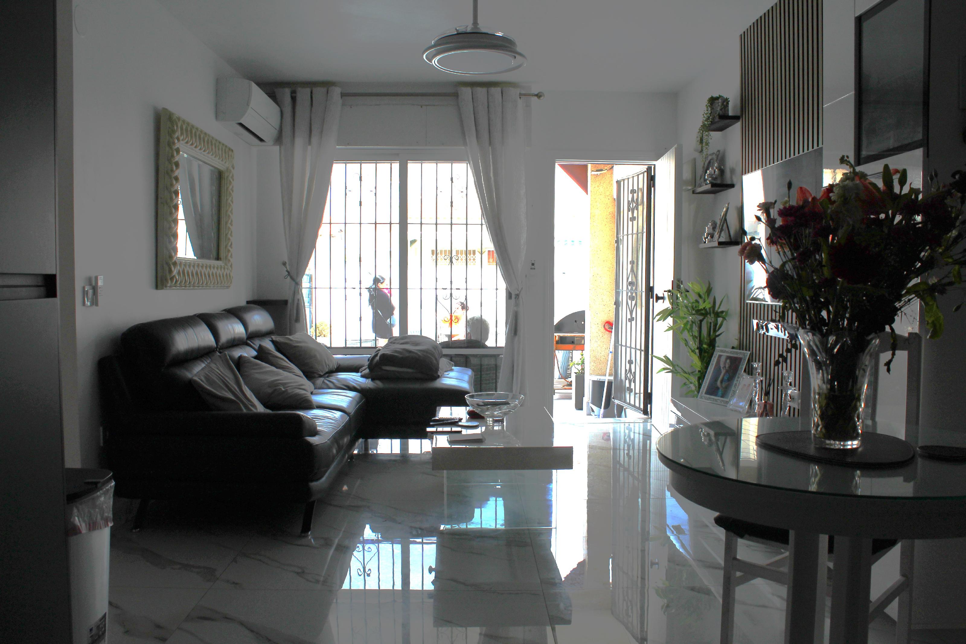 Imagen 9 Casa Aislada en venta en Torrevieja / Vivienda unifamiliar en urb. Torreta 3, Torrevieja.
