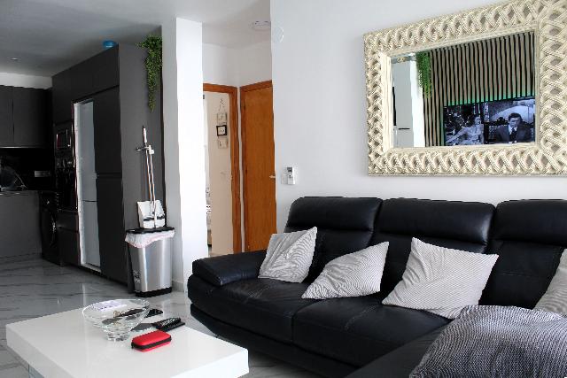 Imagen 3 Inmueble 302774 - Casa Aislada en venta en Torrevieja / Vivienda unifamiliar en urb. Torreta 3, Torrevieja.