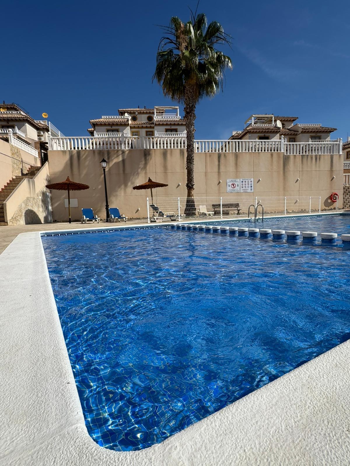 Imagen 36 Apartamento en venta en Orihuela / Piso en orihuela costa en el residencial playa golf 2