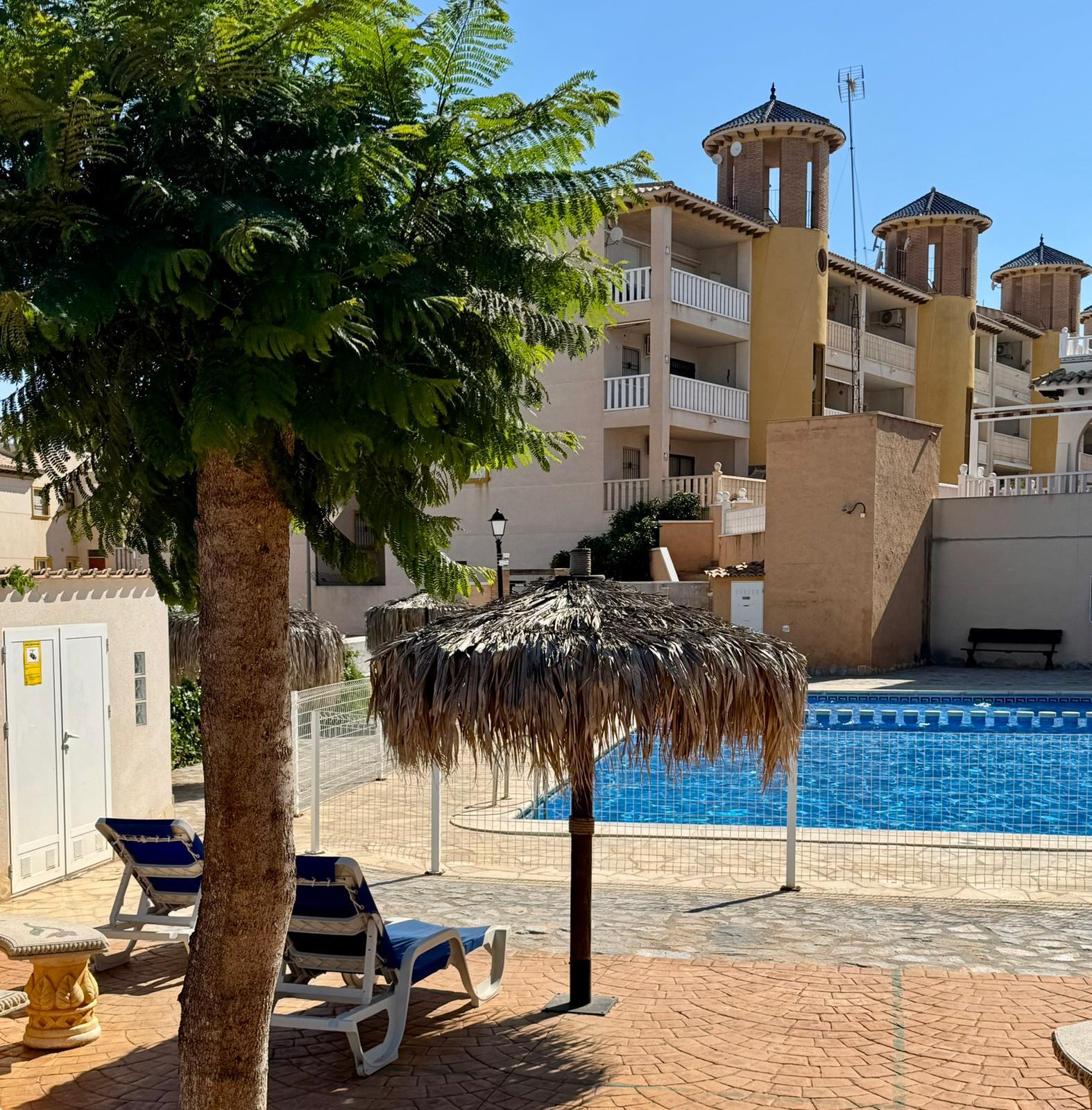 Imagen 32 Apartamento en venta en Orihuela / Piso en orihuela costa en el residencial playa golf 2