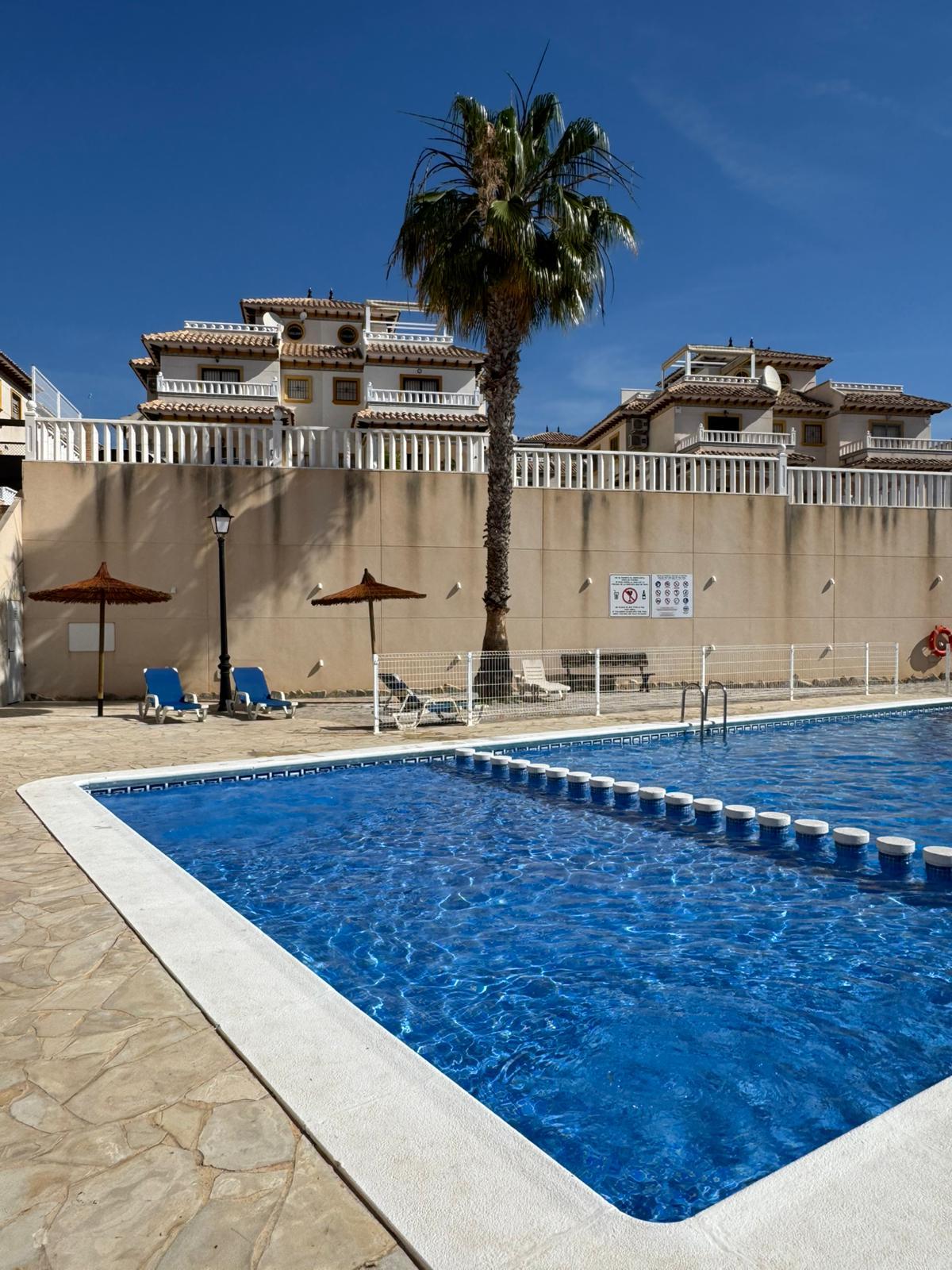 Imagen 35 Apartamento en venta en Orihuela / Piso en orihuela costa en el residencial playa golf 2