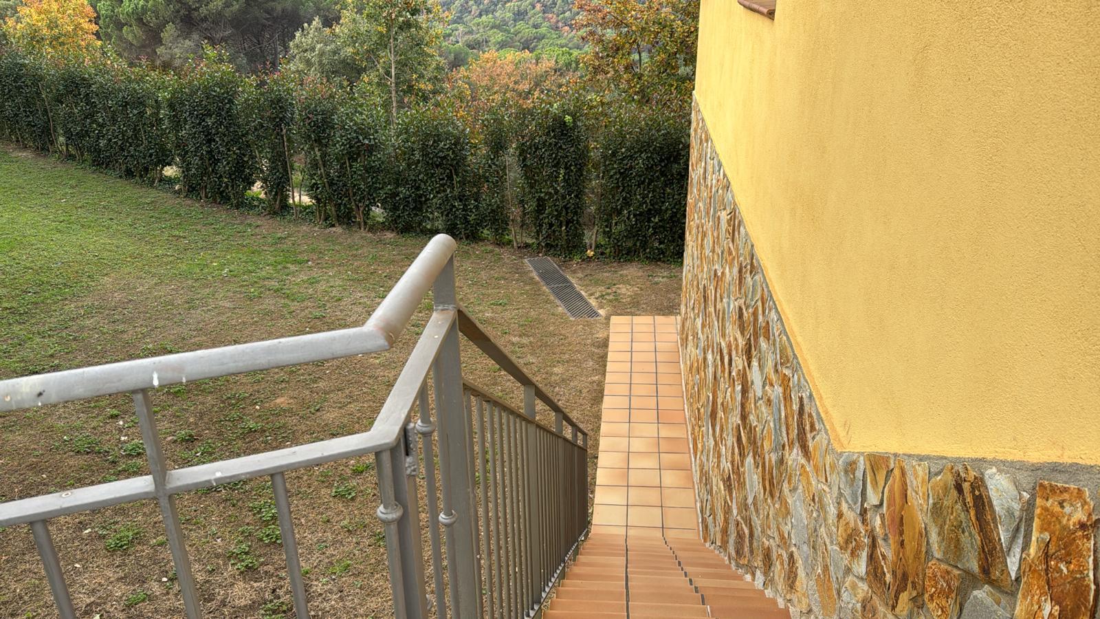 Imagen 6 Casa Aislada en venta en Fogars De La Selva / Fogars de la Selva Urbanización Parque de lo...