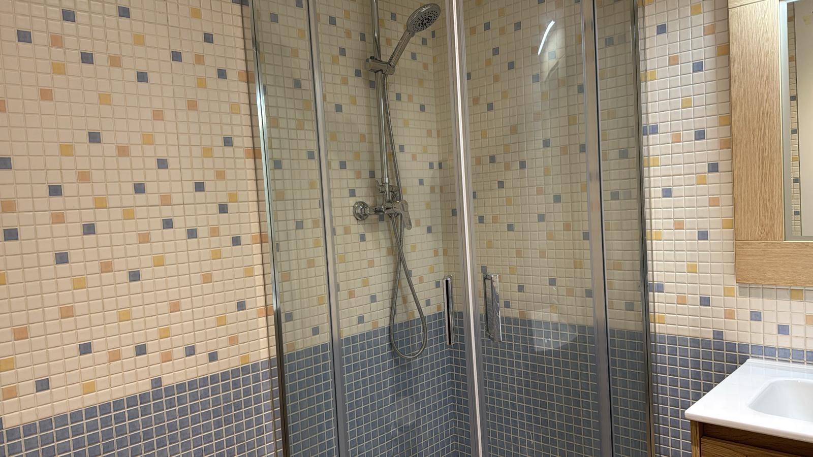 Imagen 18 Casa Aislada en venta en Fogars De La Selva / Fogars de la Selva Urbanización Parque de lo...