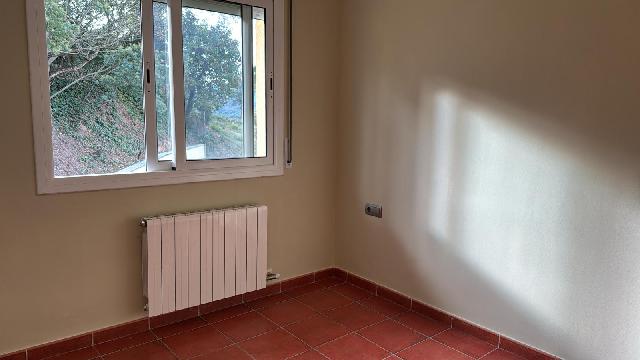 Imagen 21 Inmueble 299298 - Casa Aislada en venta en Fogars De La Selva / Fogars de la Selva Urbanización Parque de lo...