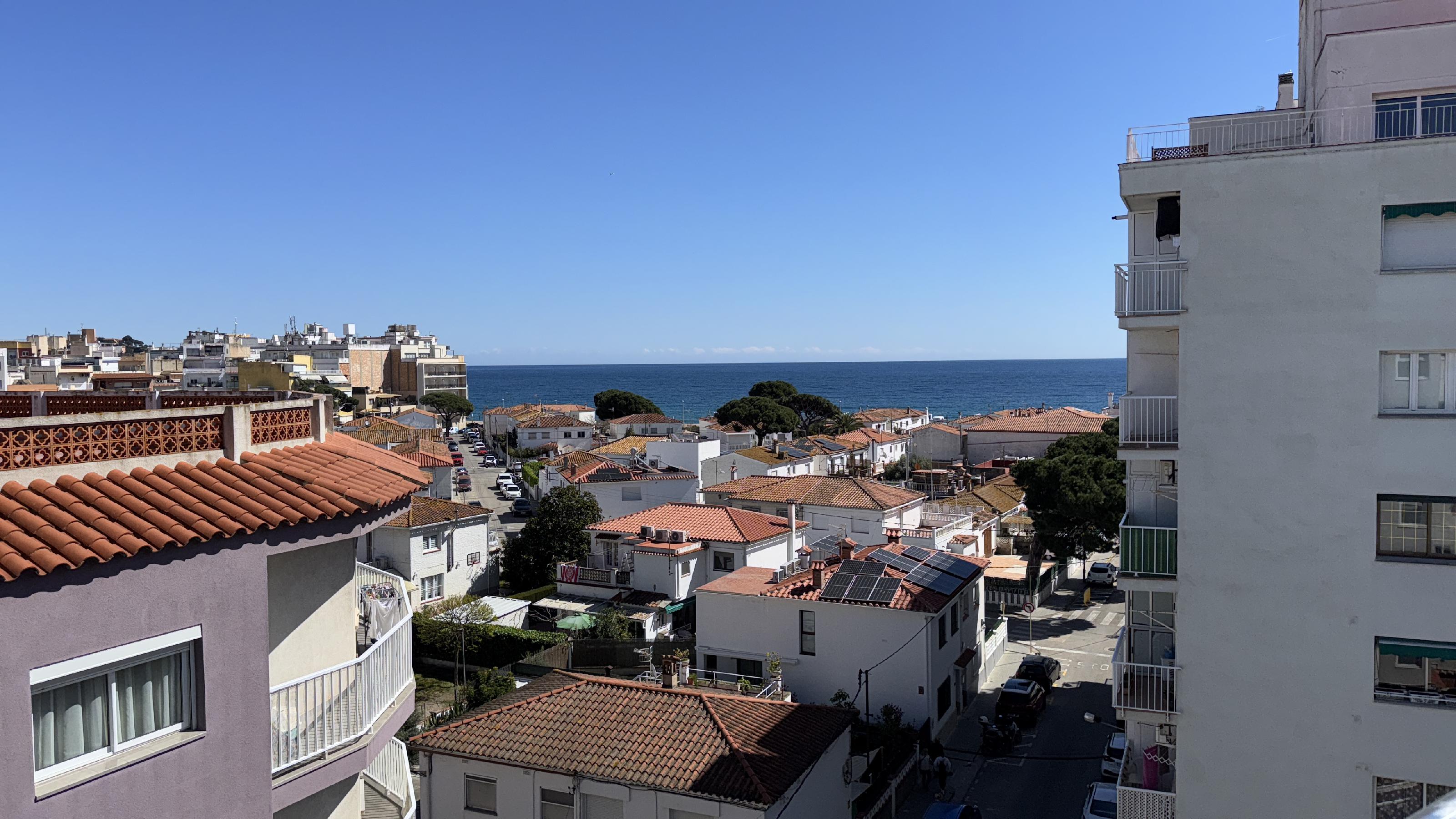 Imagen 1 Apto. Playa en venta en Blanes / Ático a 150 m. del mar 