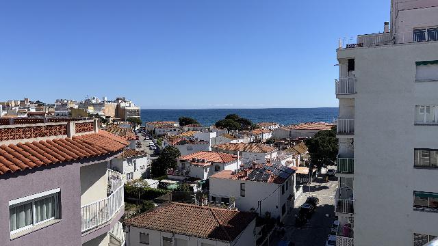 Imagen 1 Inmueble 301843 - Apto. Playa en venta en Blanes / Ático con vistas al  Mar 