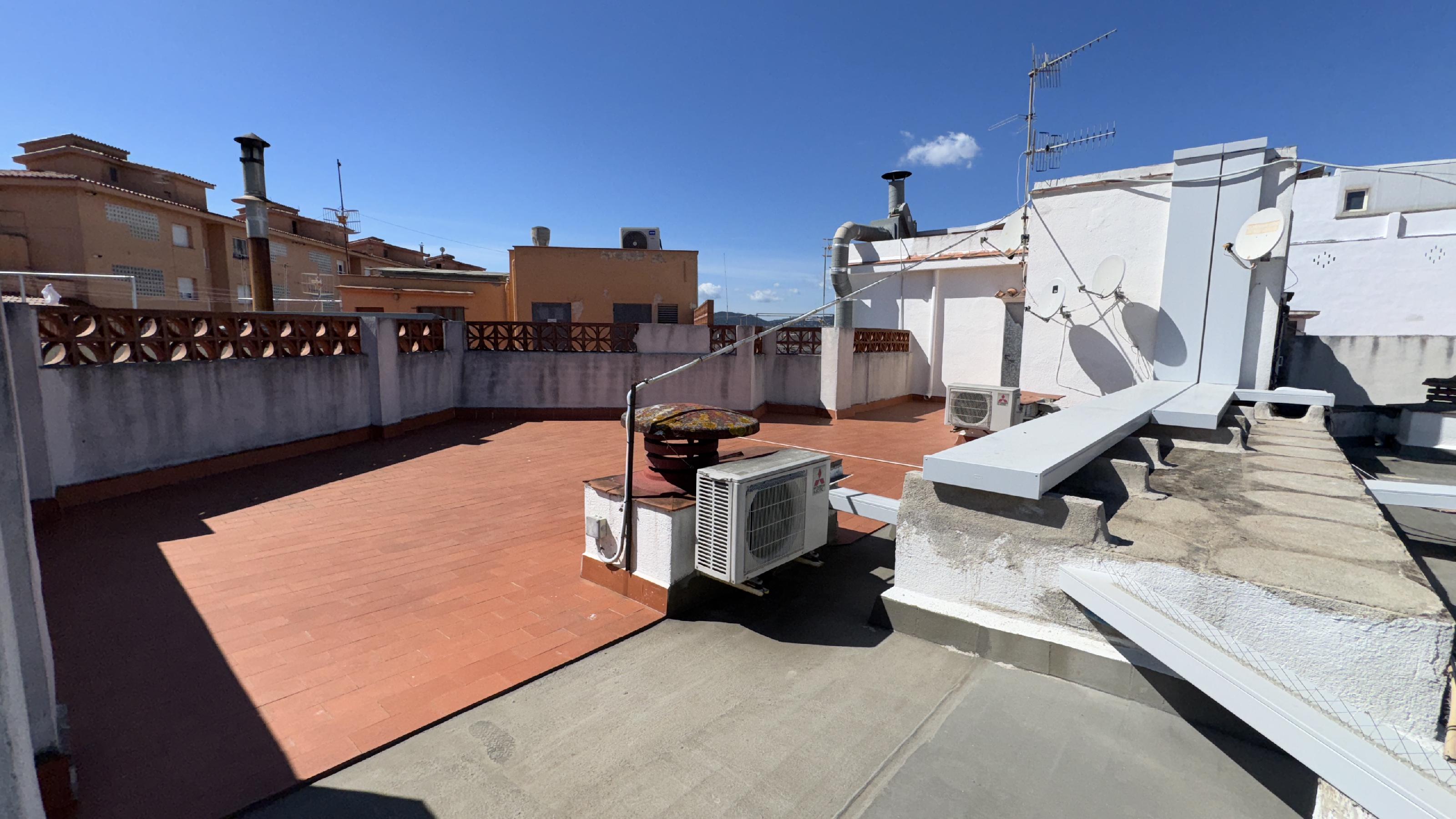 Imagen 13 Apto. Playa en venta en Blanes / Ático a 150 m. del mar 