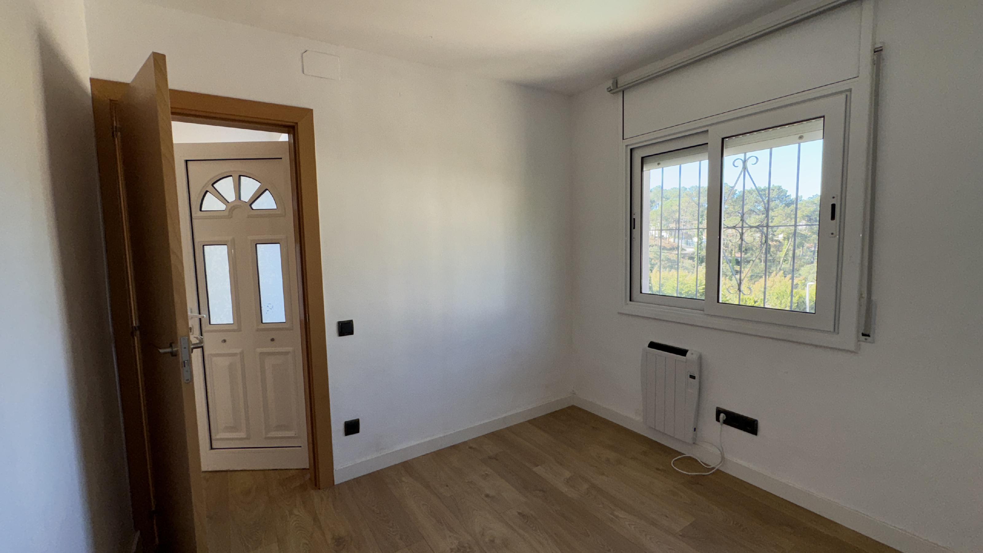 Imagen 24 Casa Aislada en venta en Lloret De Mar / Urbanización Lloret Blau