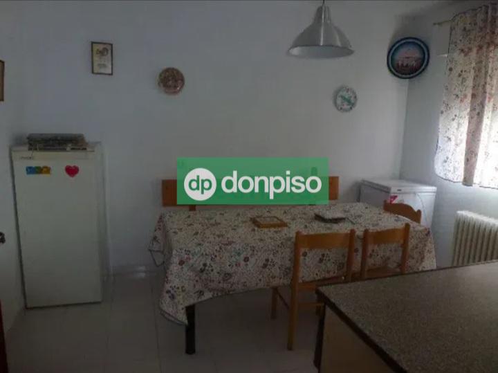 Imagen 5 Dúplex en venta en Cáceres / Cercano a la Plaza de toros y a 100 m del Casco Antiguo