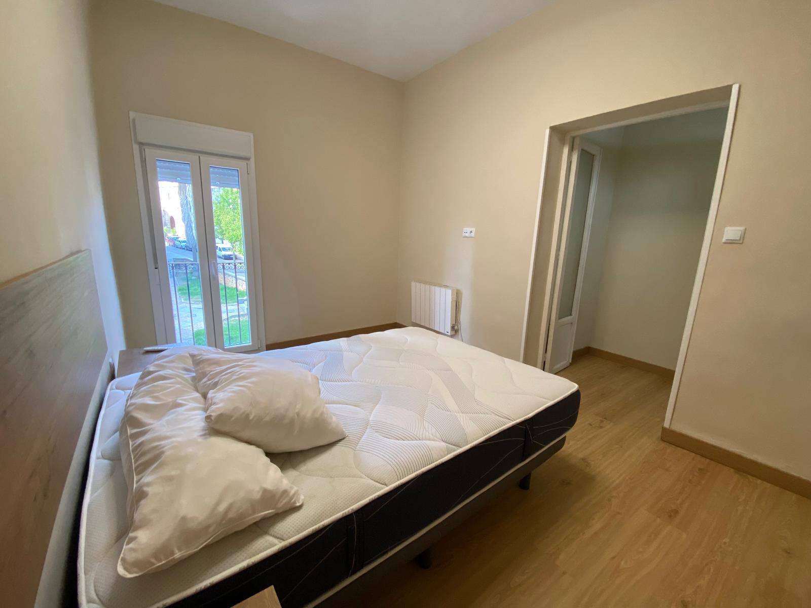 Imagen 16 Apartamento en alquiler en Cáceres / Zona del casco antiguo 