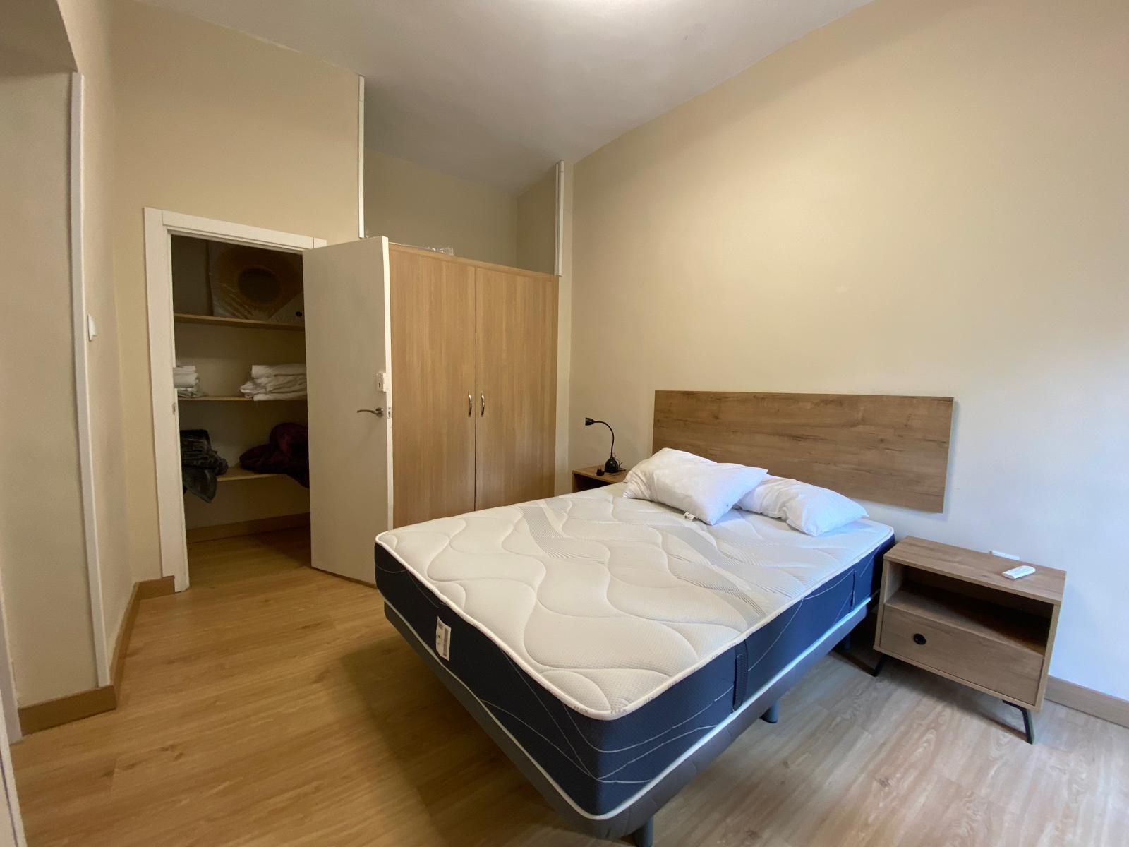 Imagen 21 Apartamento en alquiler en Cáceres / Zona del casco antiguo 