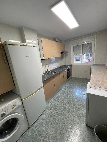 Imagen 5 Inmueble 297590 - Apartamento en alquiler en Cáceres / Zona de Múltiples-Biblioteca