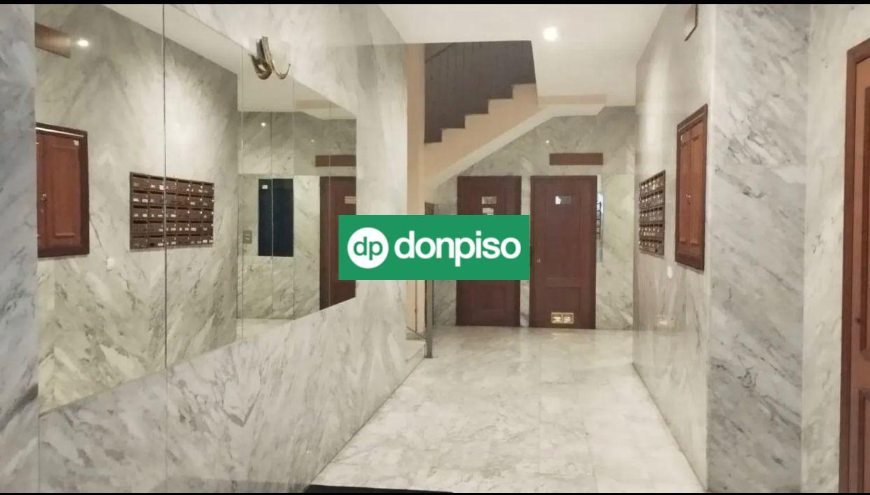 Imagen 1 Apartamento en alquiler en Cáceres / Zona del casco antiguo 