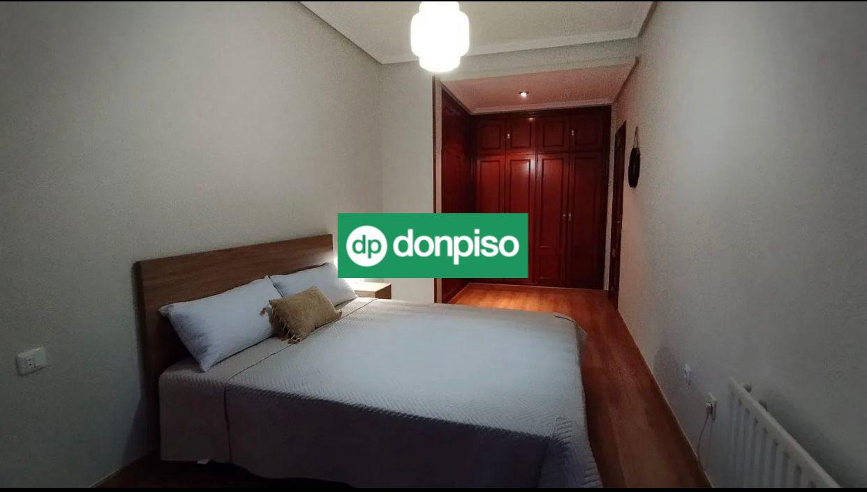 Imagen 10 Apartamento en alquiler en Cáceres / Zona del casco antiguo 