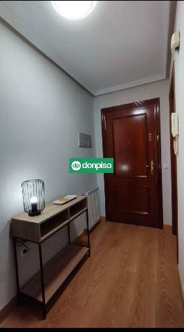 Imagen 2 Inmueble 299383 - Apartamento en alquiler en Cáceres / Zona del casco antiguo 