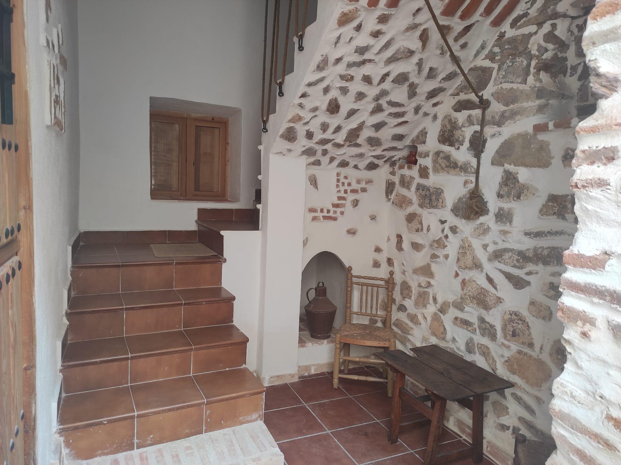 Imagen 1 Apartamento en alquiler en Cáceres / Zona del casco antiguo .