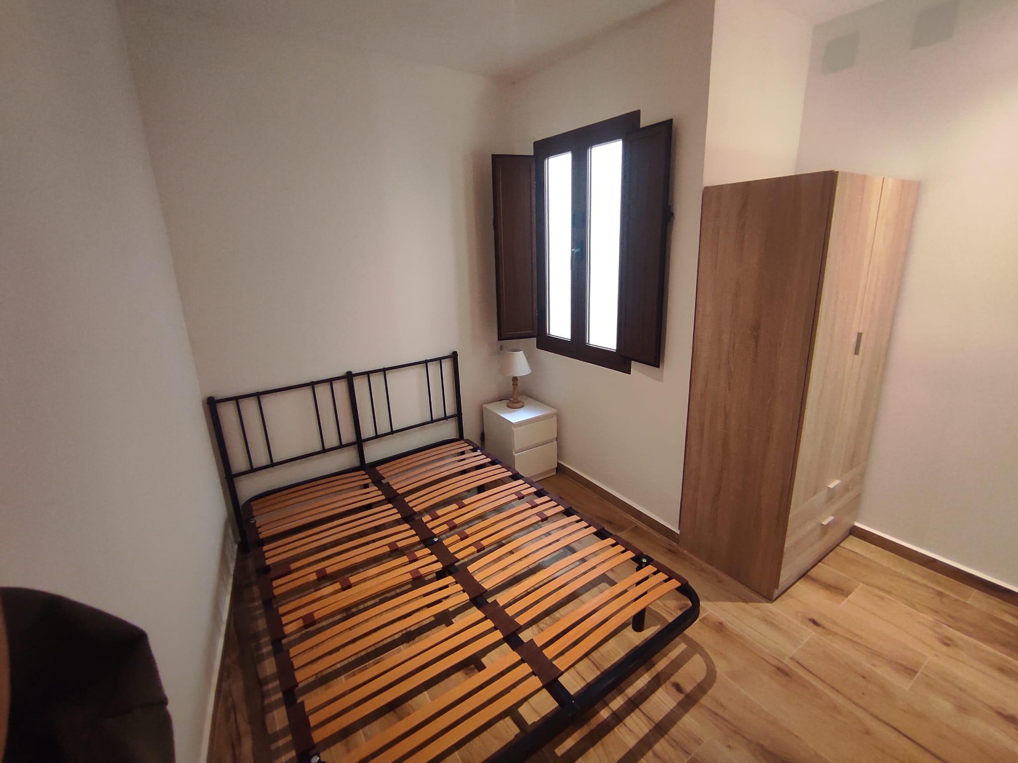 Imagen 8 Apartamento en alquiler en Cáceres / Zona del casco antiguo .