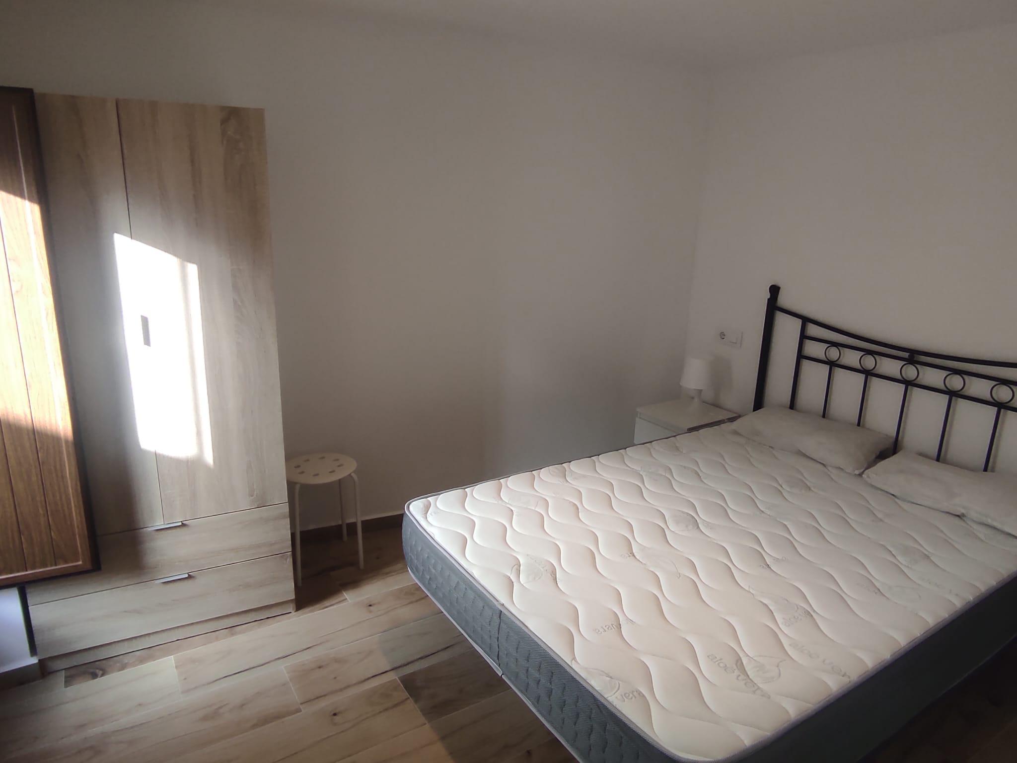 Imagen 7 Apartamento en alquiler en Cáceres / Zona del casco antiguo .