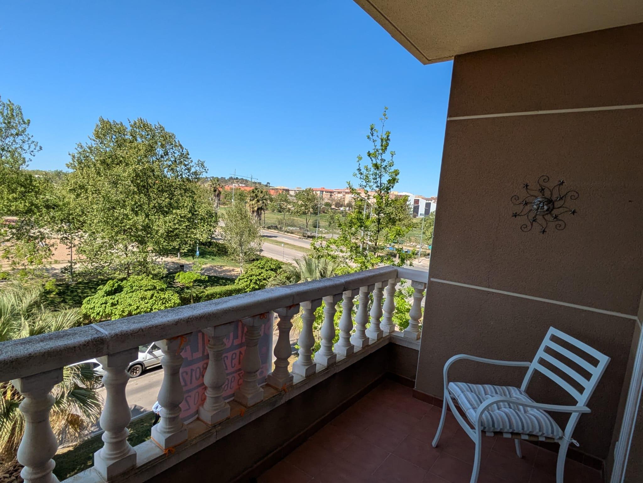 Imagen 11 Apartamento en alquiler en Cáceres / Zona de Nuevo Cáceres  