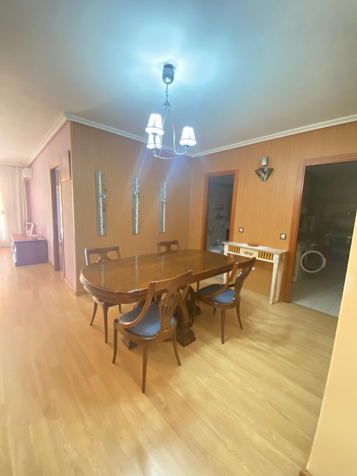 Imagen 7 Apartamento en alquiler en Cáceres / Zona R66, frente al Parque del Príncipe