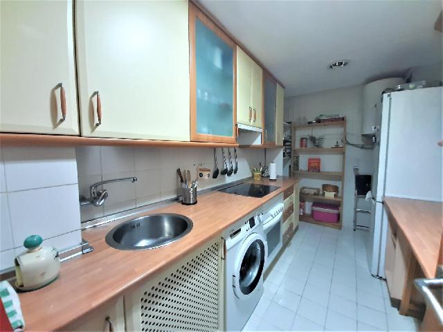 Imagen 3 Inmueble 302417 - Apartamento en alquiler en Cáceres / Zona R66, frente al Parque del Príncipe