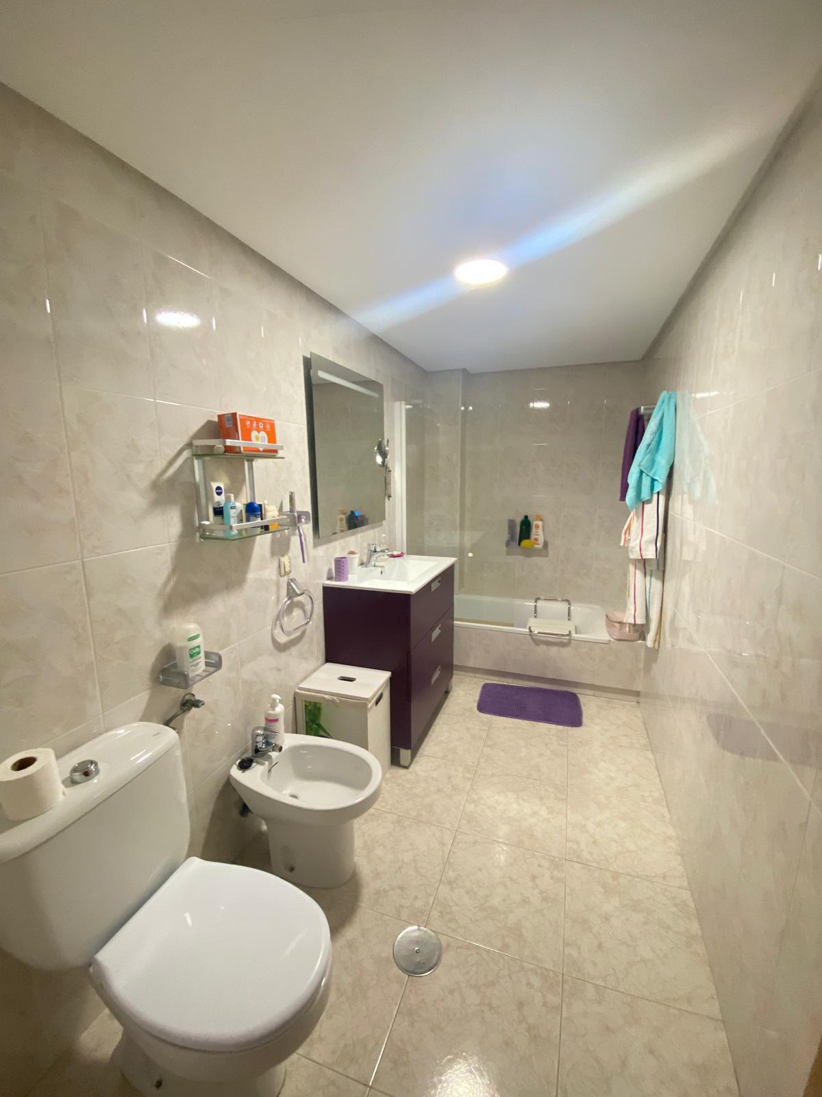 Imagen 18 Apartamento en alquiler en Cáceres / Zona R66, frente al Parque del Príncipe