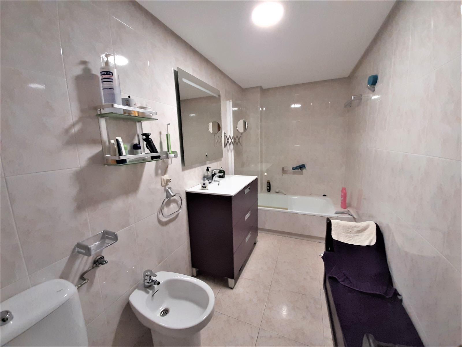 Imagen 23 Apartamento en alquiler en Cáceres / Zona R66, frente al Parque del Príncipe