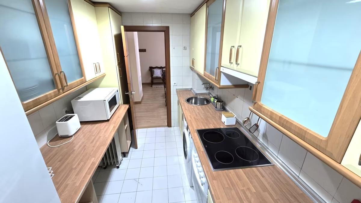 Imagen 12 Apartamento en alquiler en Cáceres / Zona R66, frente al Parque del Príncipe