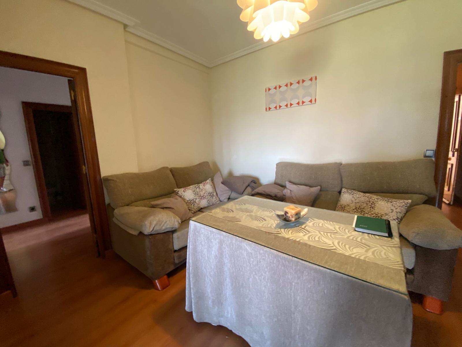 Imagen 2 Apartamento en alquiler en Cáceres / Piso en el centro de Cáceres