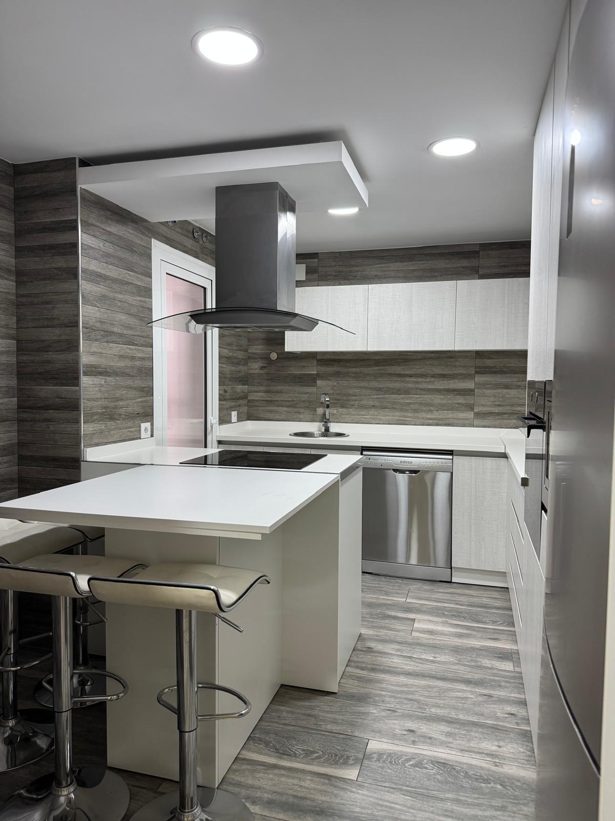 Imagen 4 Apartamento en alquiler en Cáceres / Piso en el  centro de Cáceres