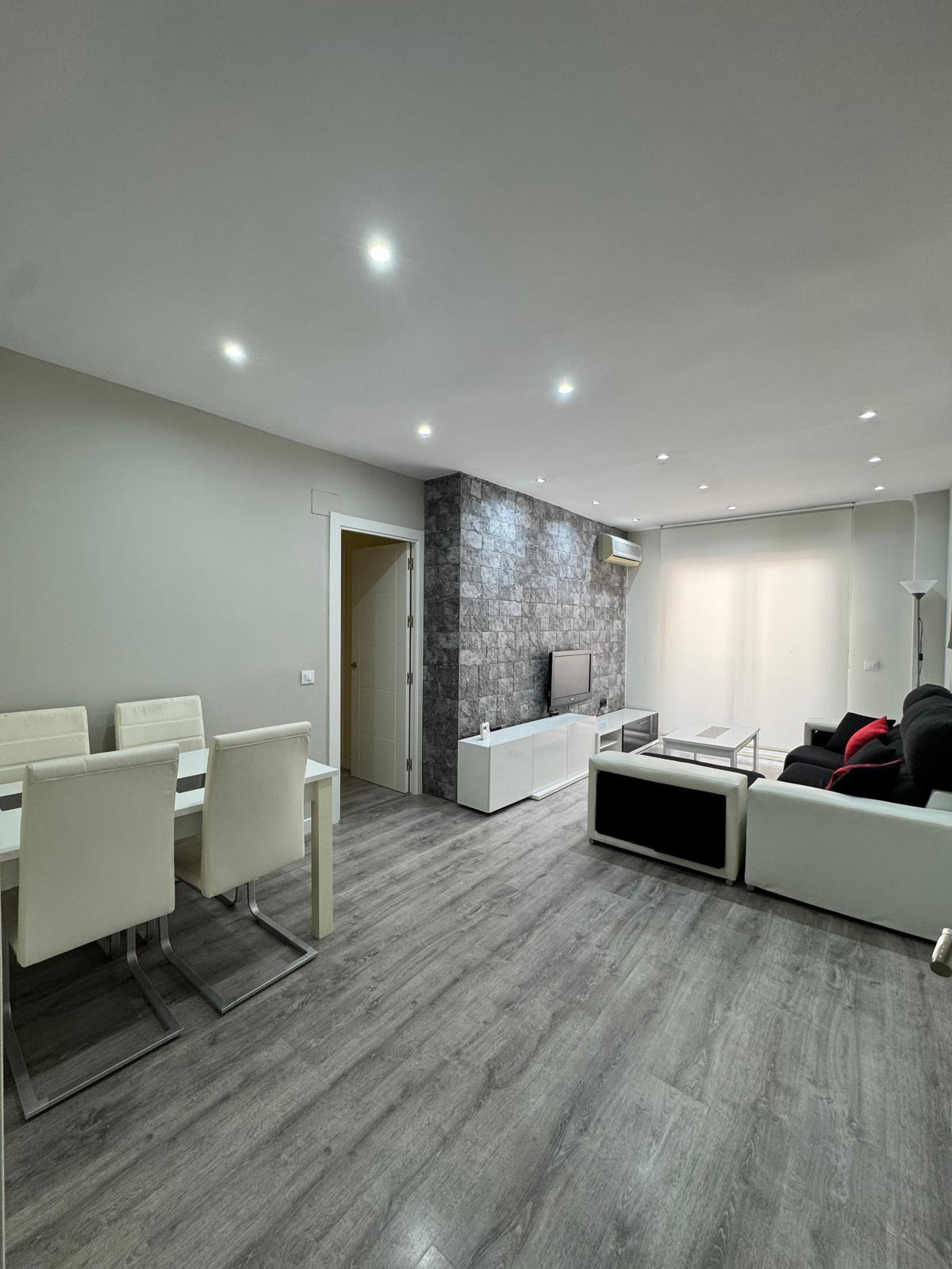 Imagen 12 Apartamento en alquiler en Cáceres / Piso en el  centro de Cáceres
