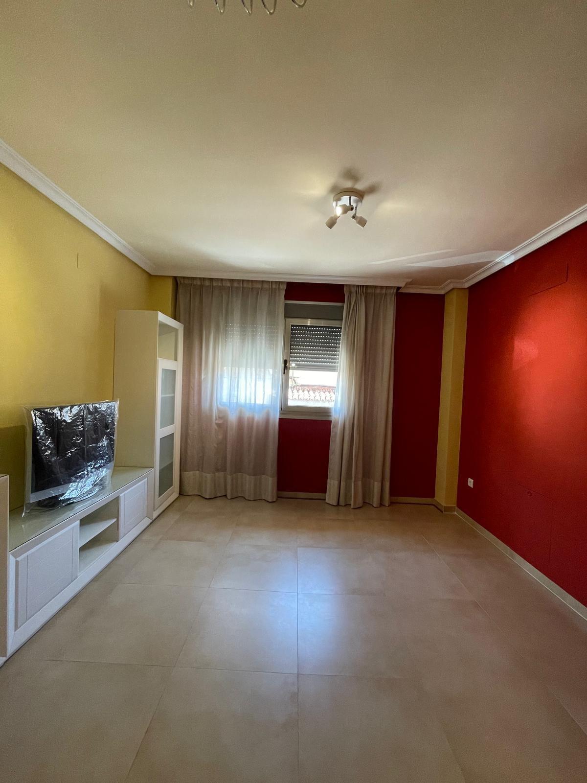 Imagen 2 Apartamento en alquiler en Cáceres / Piso en la zona del Casco Antiguo.