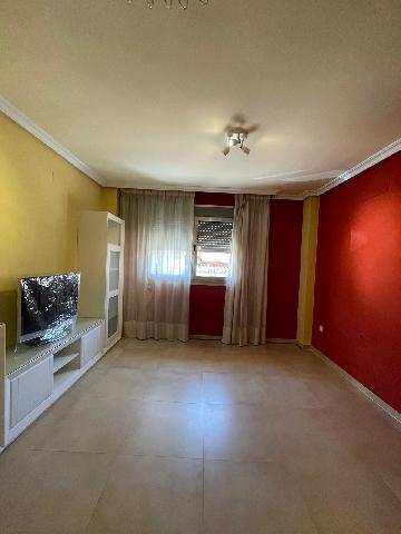 Imagen 2 Inmueble 302800 - Apartamento en alquiler en Cáceres / Piso en la zona del Casco Antiguo.