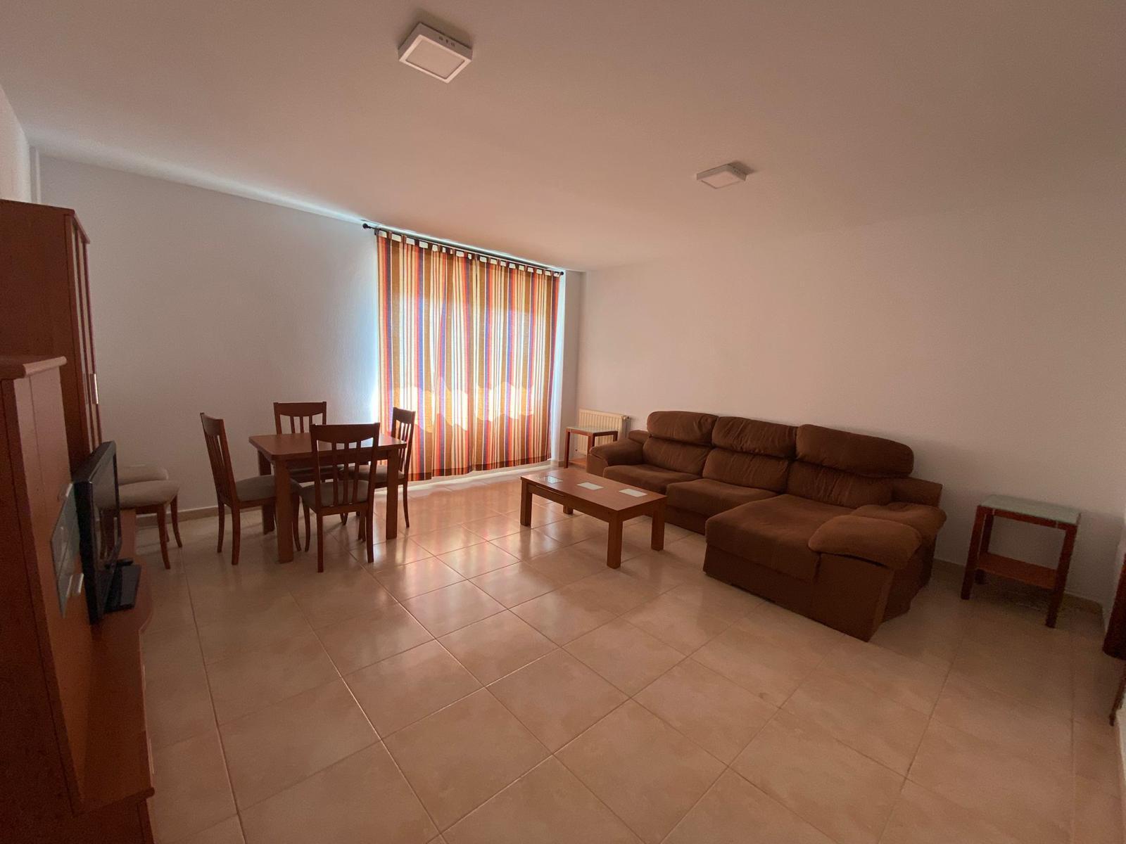 Imagen 2 Apartamento en alquiler en Cáceres / Piso en la zona del nuevo Cáceres