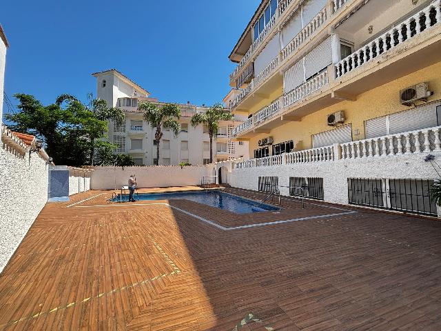 Imagen 8 Inmueble 293962 - Estudio en venta en Torremolinos / Estudio en la Carihuela al lado del Pez Espada