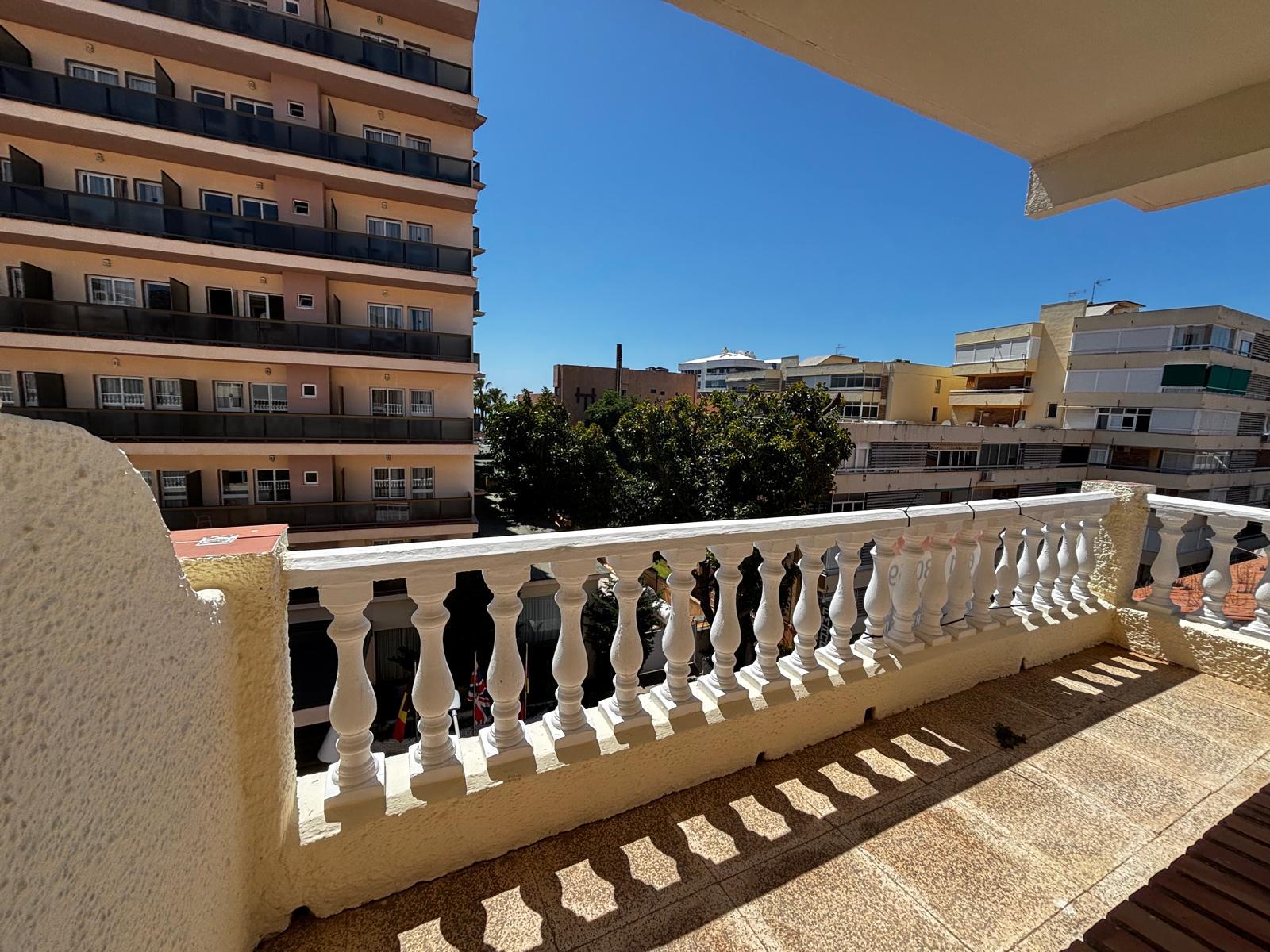 Imagen 9 Estudio en venta en Torremolinos / Estudio en la Carihuela a 5 minutos de la playa