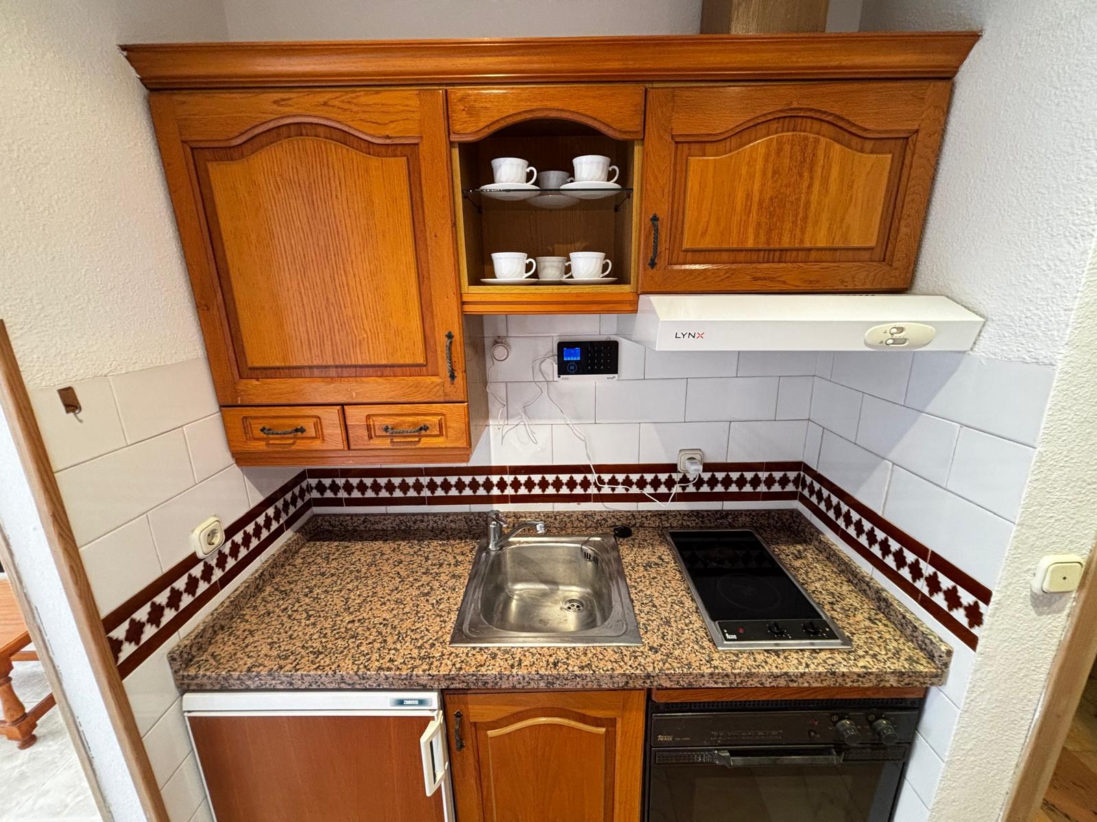 Imagen 12 Estudio en venta en Torremolinos / Estudio en la Carihuela a 5 minutos de la playa